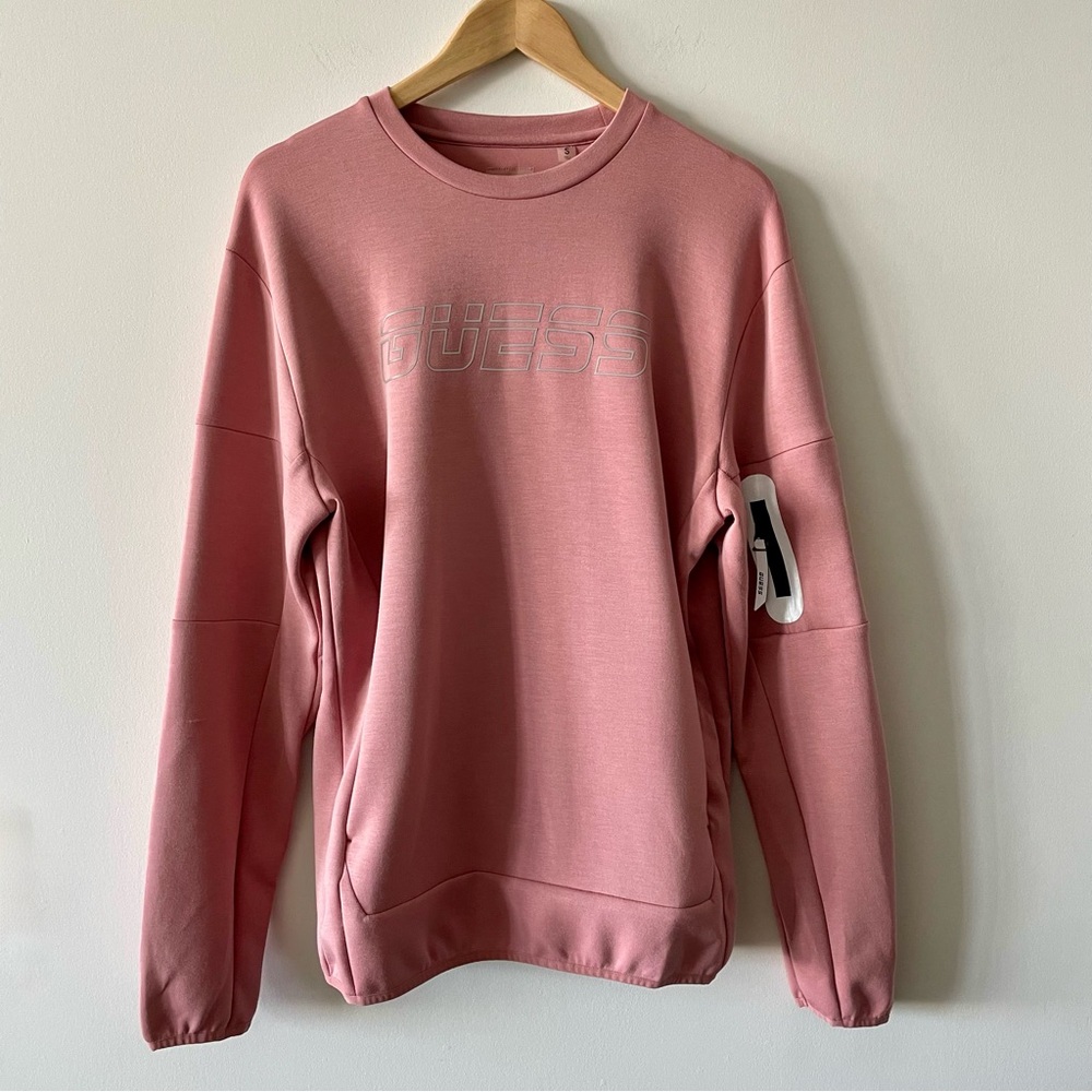 GUESS Men’s Long Sleeve Crew Neck Sweatshirt